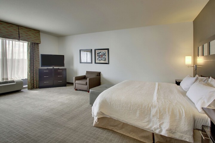 Room 29 of 38