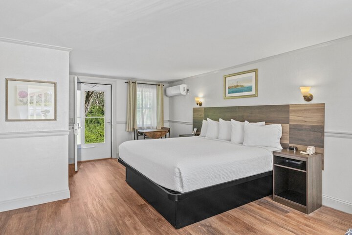 Room 46 of 55