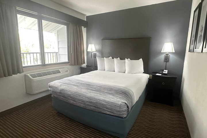 AmericInn by Wyndham Menominee