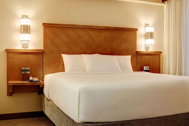 Room 15 of 21