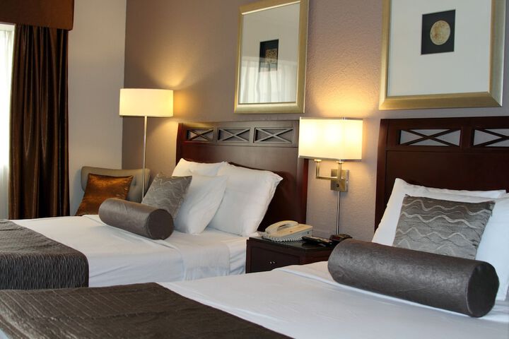 Room 48 of 62