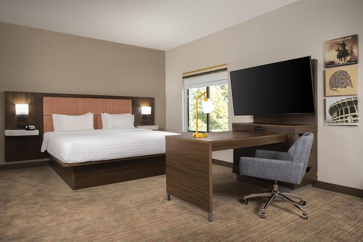 Hampton Inn & Suites Mansfield