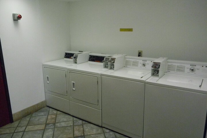 Room 38 of 68