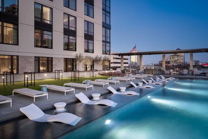 Pool 4 of 81