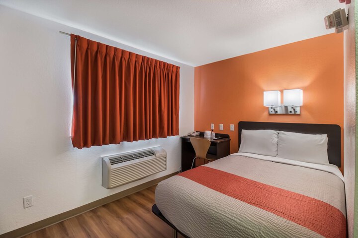 Room 48 of 52