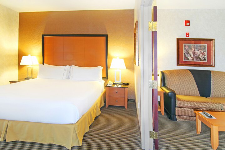 Room 30 of 58