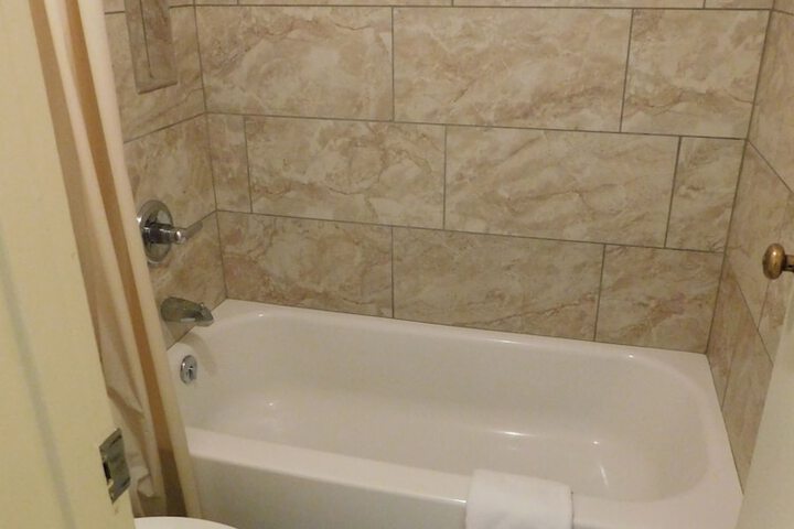 Room 15 of 41
