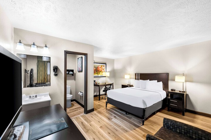 Room 29 of 42