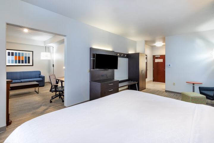 Holiday Inn Express Hotel & Suites GUYMON by IHG