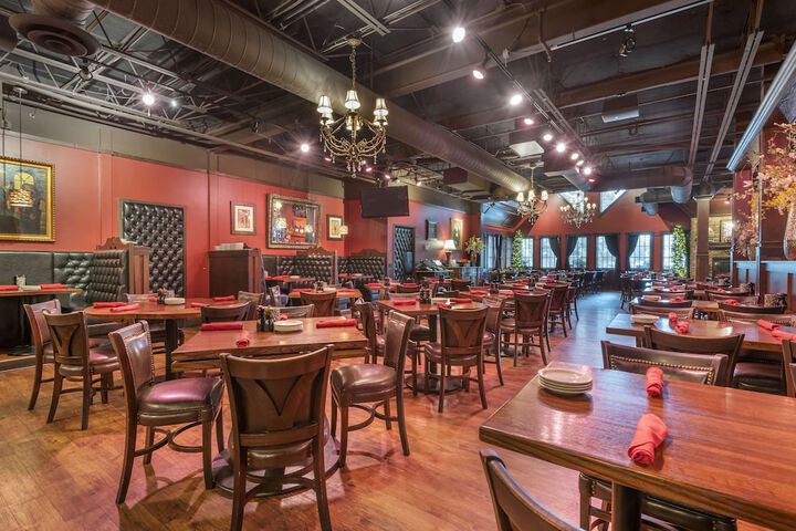Best Western Plus White Bear Country Inn
