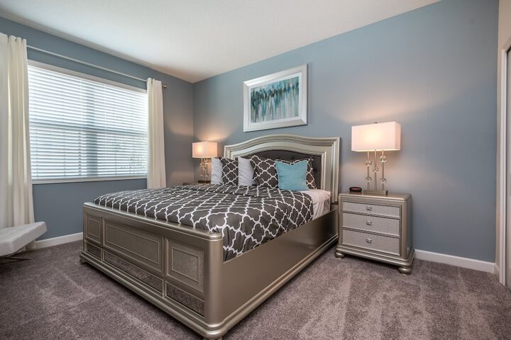 Room 34 of 62