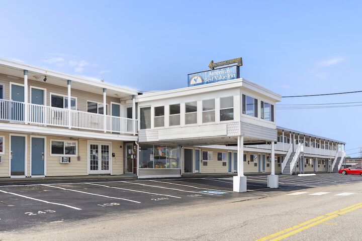 Hotel 3 of 73