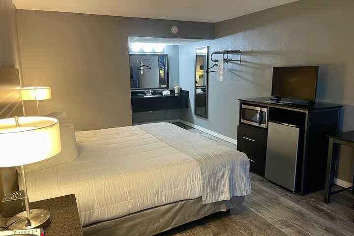 Room 20 of 62