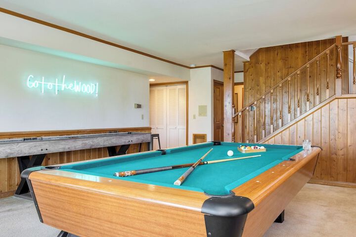 Pollock by Avantstay Stunning Views w / Movie Room Game Room & Large Balcony