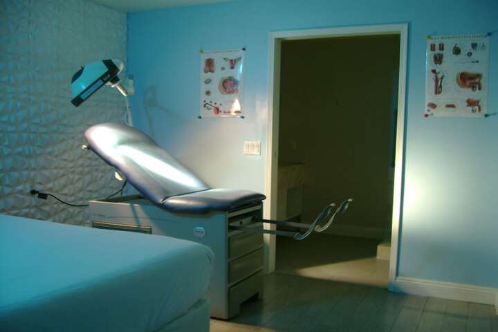 Room 10 of 36