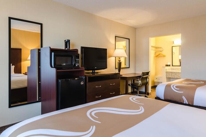 Room 13 of 29