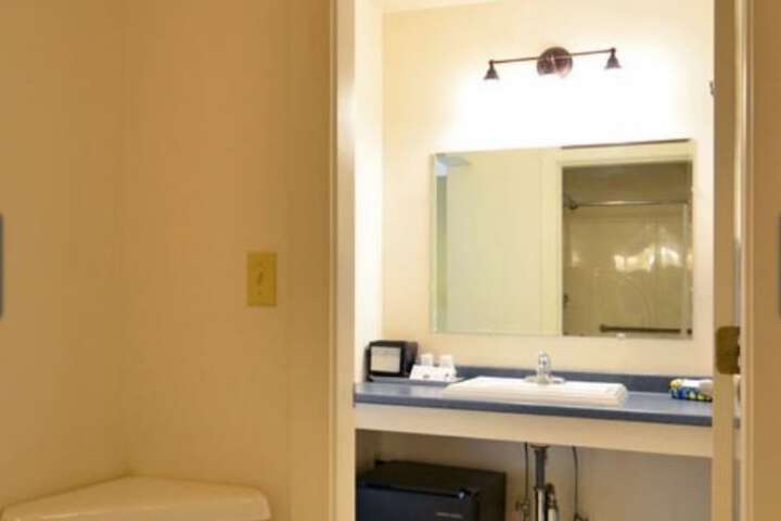 Room 25 of 55