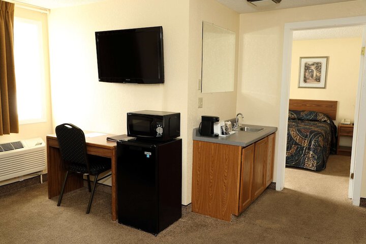 Room 21 of 35