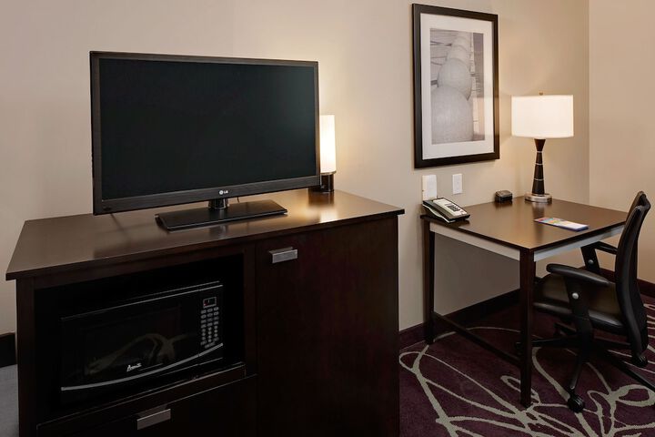 Room 14 of 28