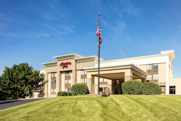 Hampton Inn Iowa City / Coralville
