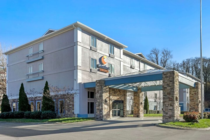 Hotel 7 of 50