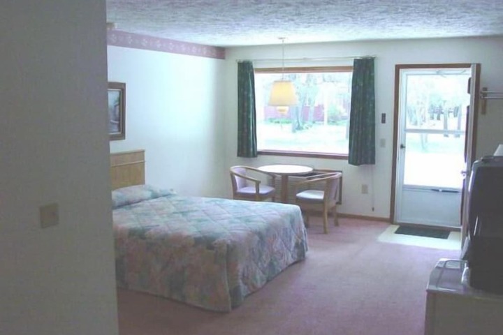 Room 61 of 95