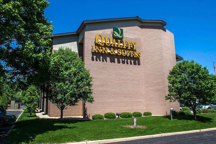 Quality Inn & Suites Peoria North