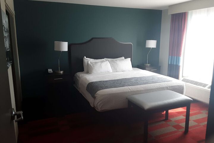 Room 16 of 29