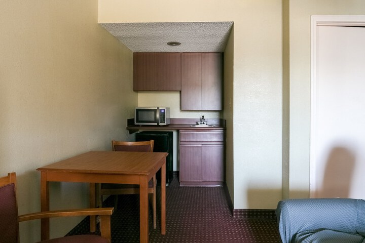 Room 19 of 54