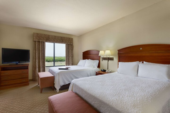 Room 8 of 19