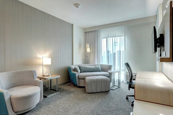 Room 19 of 33