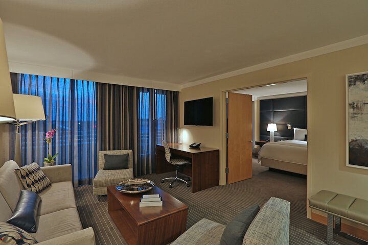 Room 32 of 105