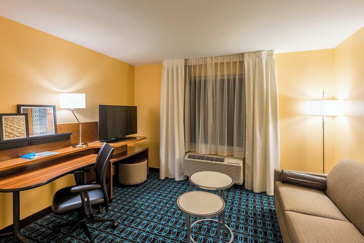 Room 20 of 39