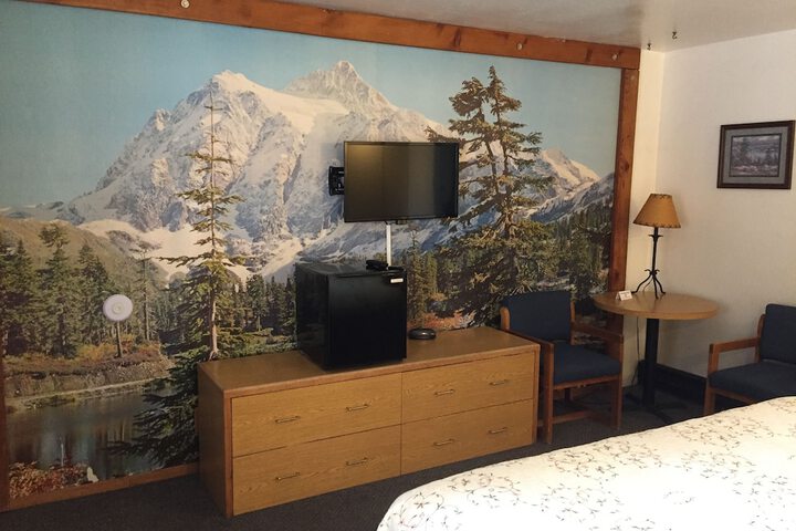 Holiday Lodge