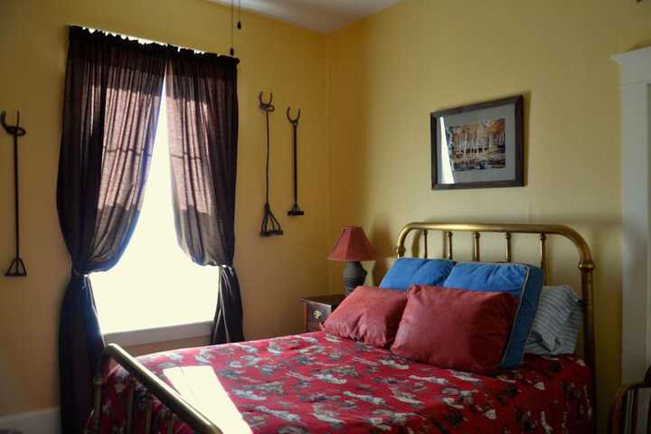 Room 28 of 45