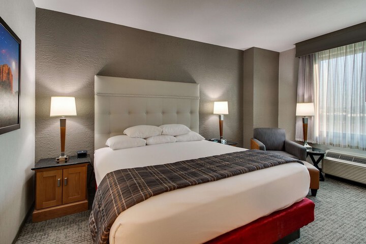 Room 42 of 82