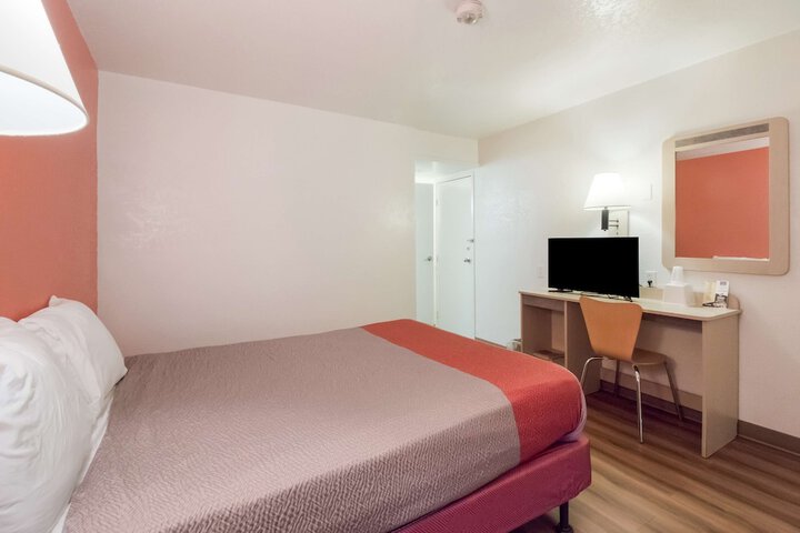 Motel 6 Moses Lake WA