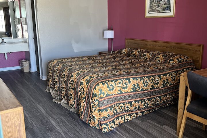 Room 28 of 36