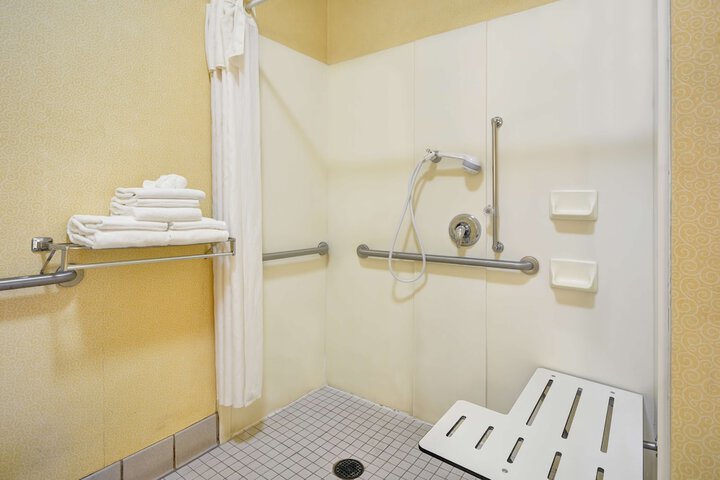 Homewood Suites by Hilton Oakland-Waterfront