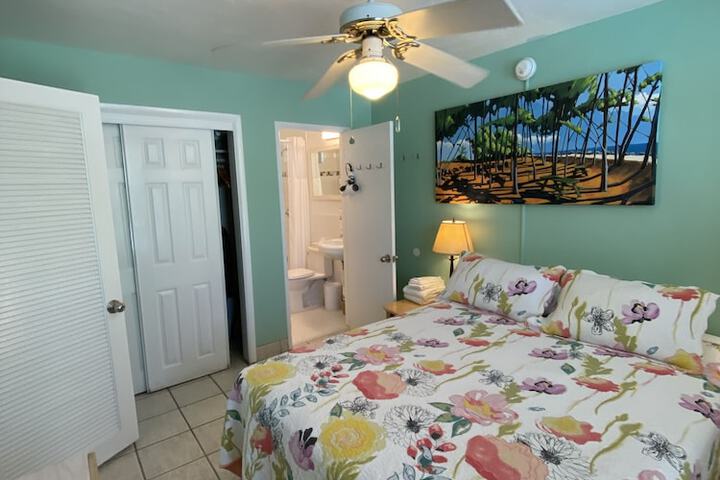 Room 150 of 218
