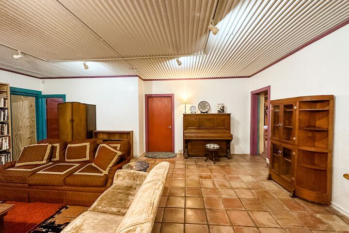Room 89 of 113