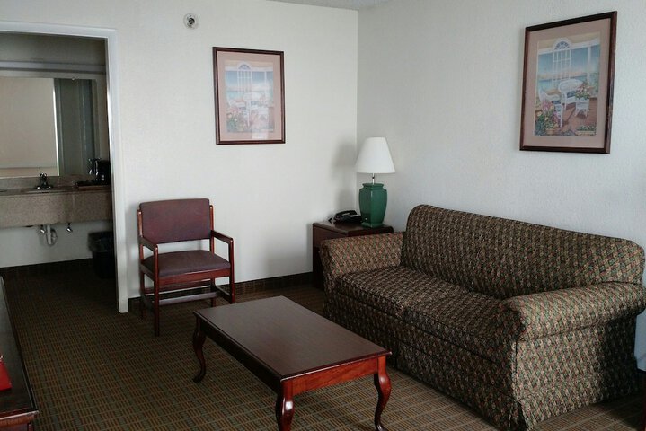 Room 33 of 55