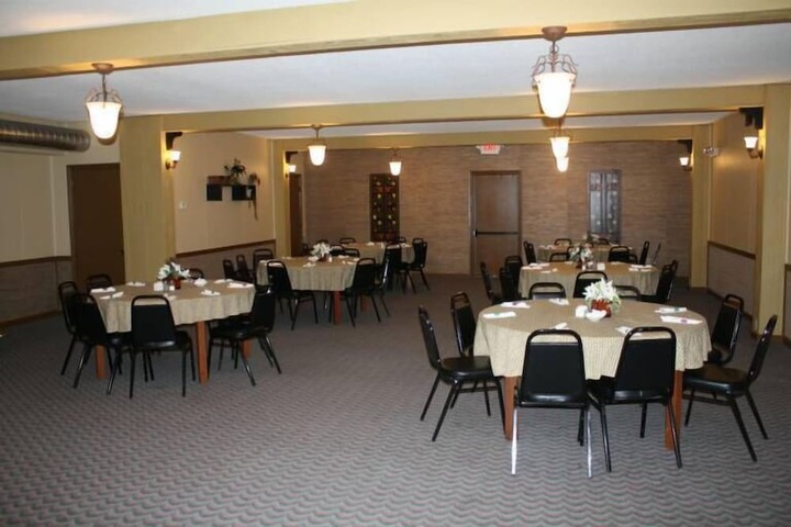 Ballroom/Hall 8 of 8