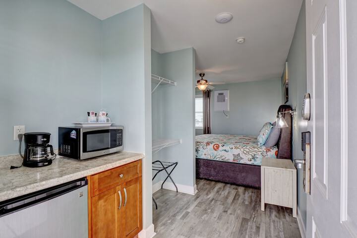 Room 17 of 45