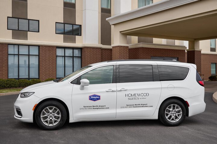 Hampton Inn & Suites Syracuse North Airport Area