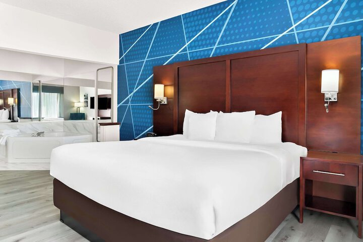 Room 15 of 47