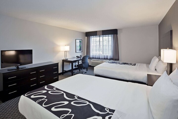 Room 30 of 42
