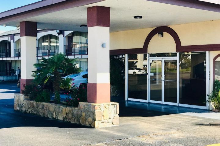 Executive Inn
