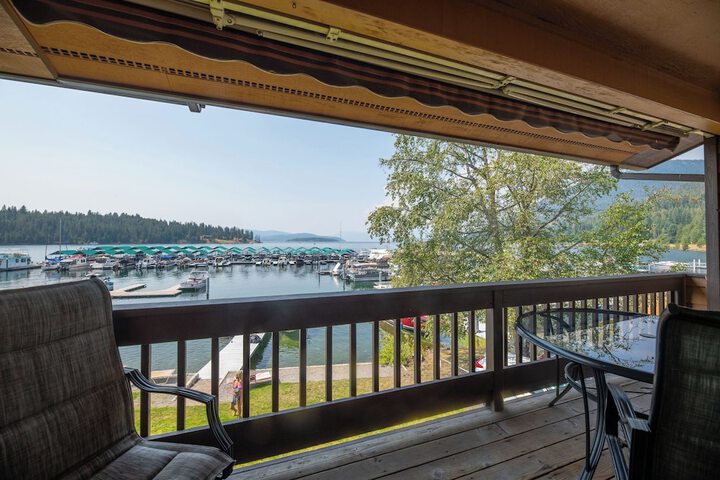 Terrace/Patio 70 of 77