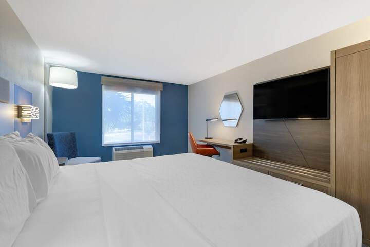Room 56 of 92
